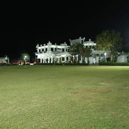Gulmohar Sariska Resort Bairāt Zewnętrze zdjęcie