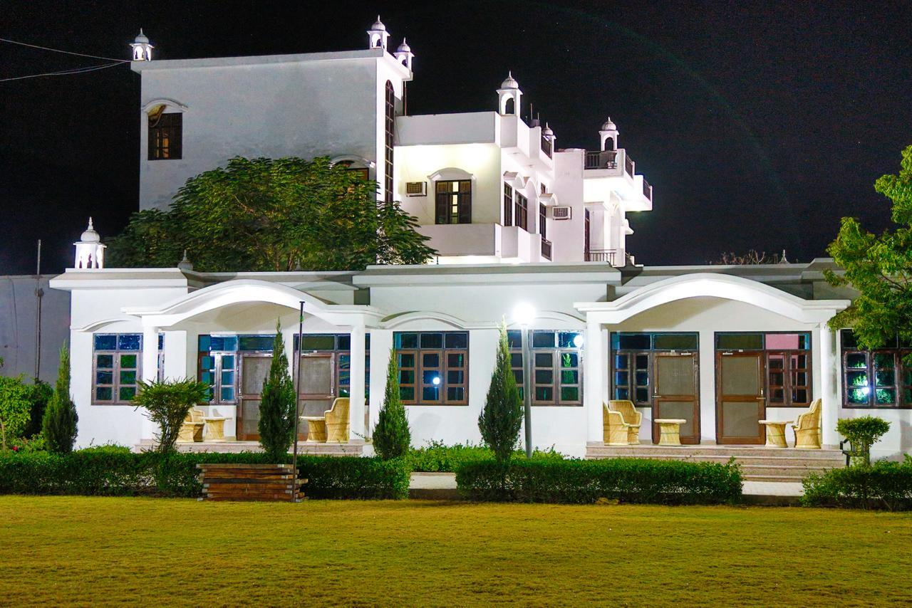Gulmohar Sariska Resort Bairāt Zewnętrze zdjęcie