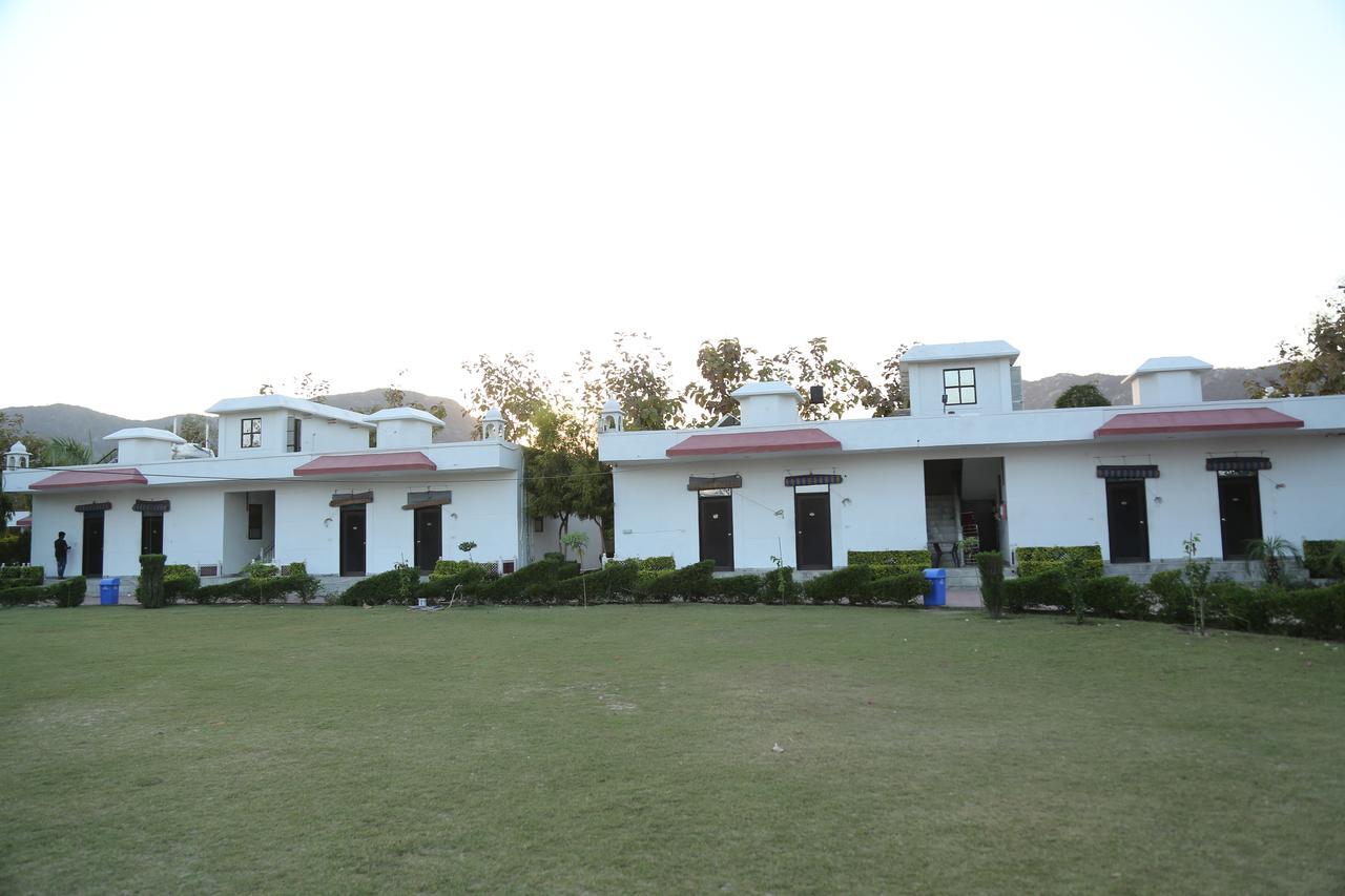 Gulmohar Sariska Resort Bairāt Zewnętrze zdjęcie